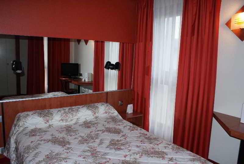 Inter-Hotel Toulouse Aeroport Blagnac Extérieur photo